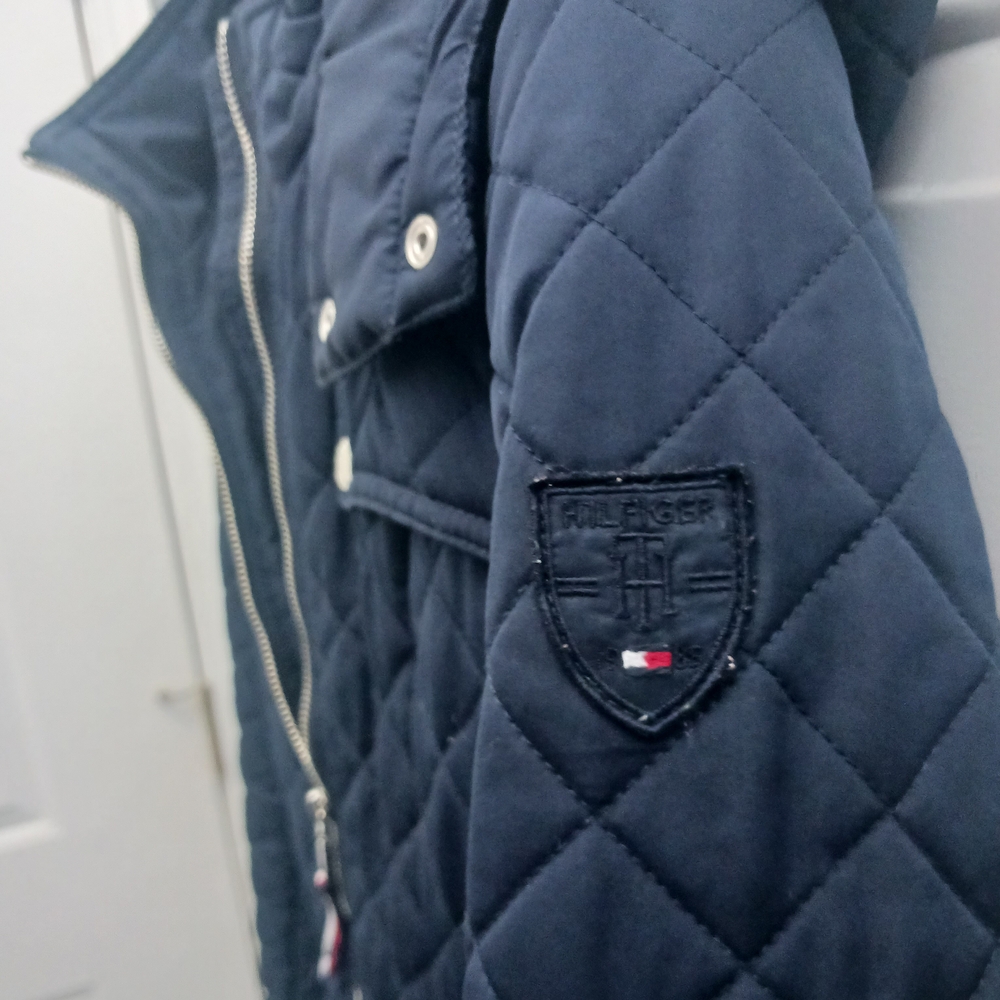 Tommy Hilfiger Women's Navy Quilted Jacket - Picture 11 of 11